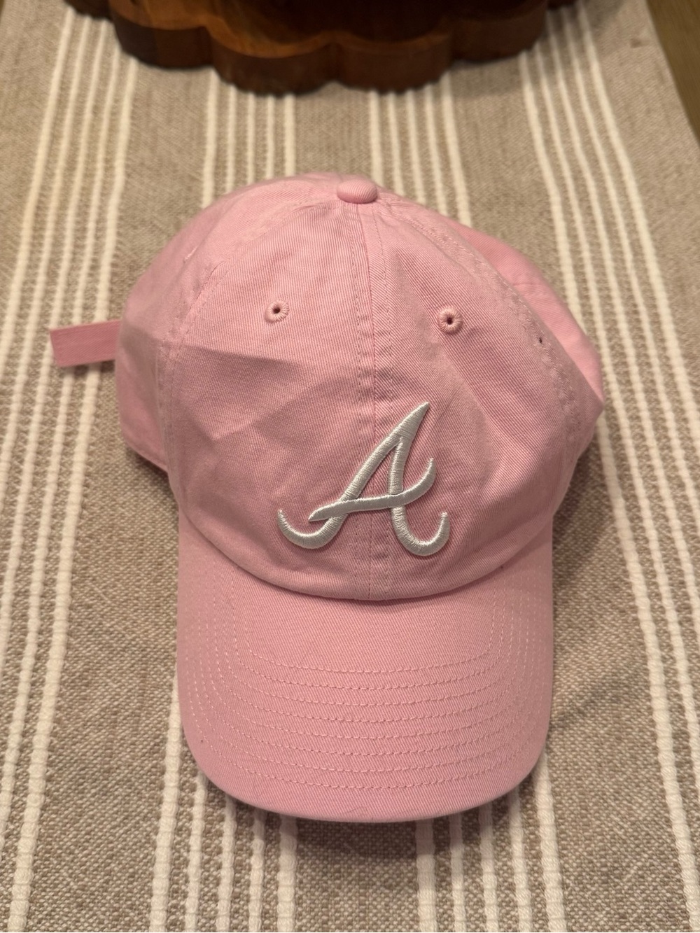 47 Pink Atlanta Braves Baseball Cap, Official MLB Merchandise